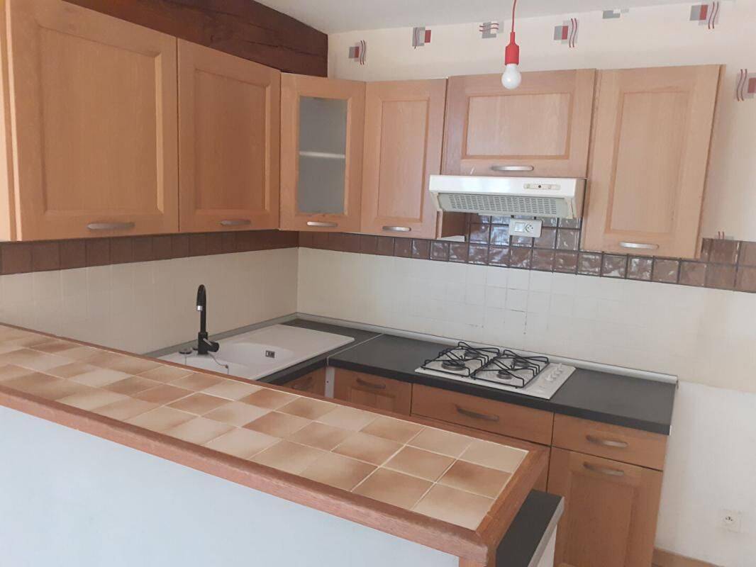 Maison 4 pièces 61 m² · à Ruelle-sur-Touvre · 61 m² · 690 €/mois