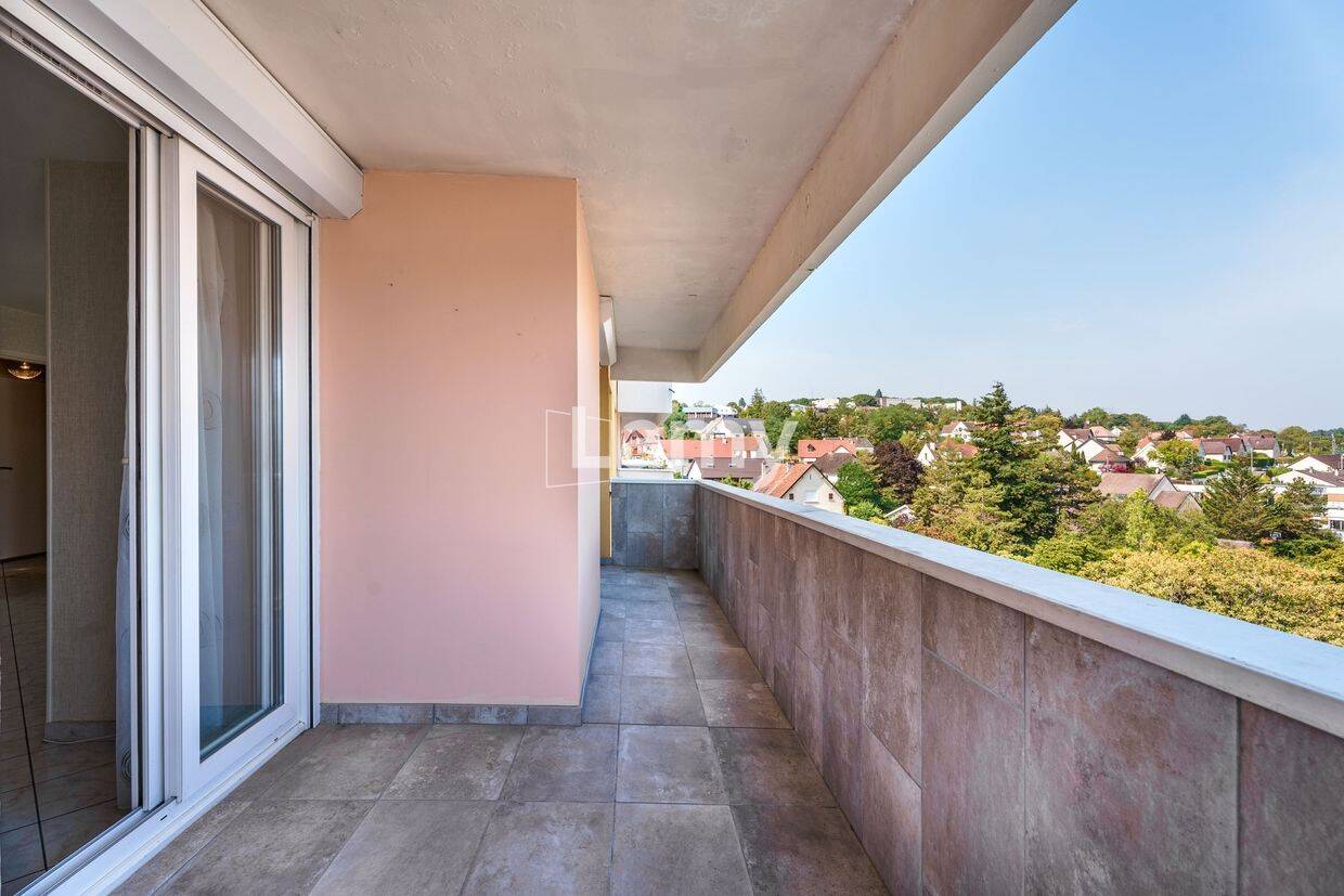 Appartement 5 pièces 97 m² · à Dijon · 96,9 m² · 146 000 €