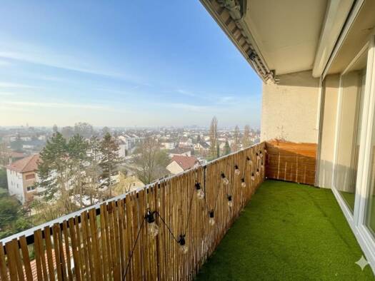 Appartement à vendre 109 000 € 3 pièces 2 chambres 55 m² 6ème étage Centre Ville-Bord de Meurthe Malzéville 54220