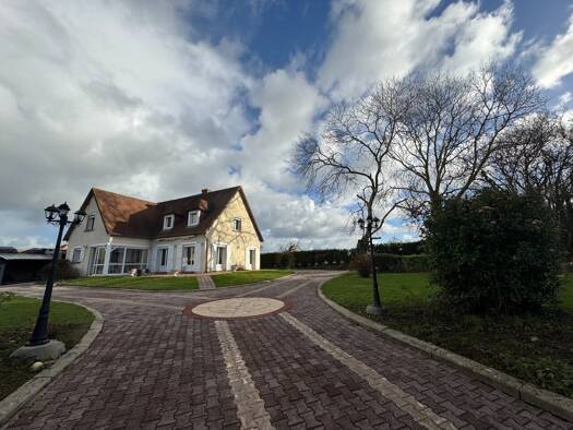 Pavillon à vendre 349 900 € 6 pièces 5 chambres 205 m² 2 000 m² de terrain Isigny-sur-Mer 14230