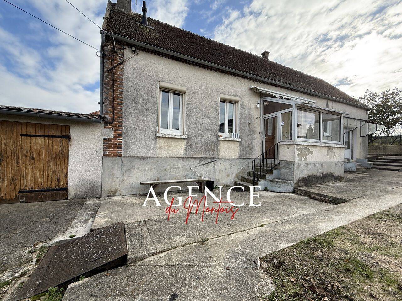 Maison 2 pièces 85 m² · à Perceneige · 85 m² · 109 000 €