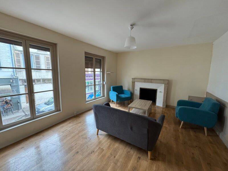 Appartement 2 pièces 63 m² · à Bar-sur-Aube · 63 m² · 500 €