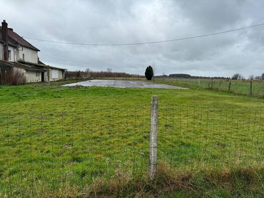 Terrain constructible à vendre 108 000 € 1 367 m² de terrain Montville 76710
