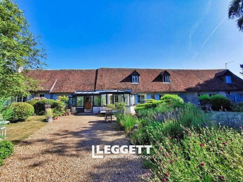 Maison 13 pièces 344 m² · à Montrichard Val de Cher · 344 m² · 525 000 €
