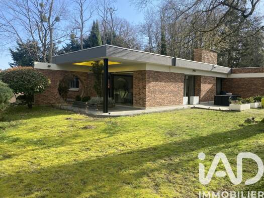 Maison à vendre 630 000 € 8 pièces 4 chambres 313 m² 4 600 m² de terrain Carlepont 60170