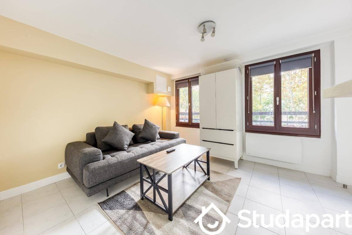 Appartement 1 pièce 16 m² · à Paris 20ème Arrondissement · 16 m² · 1 300 €
