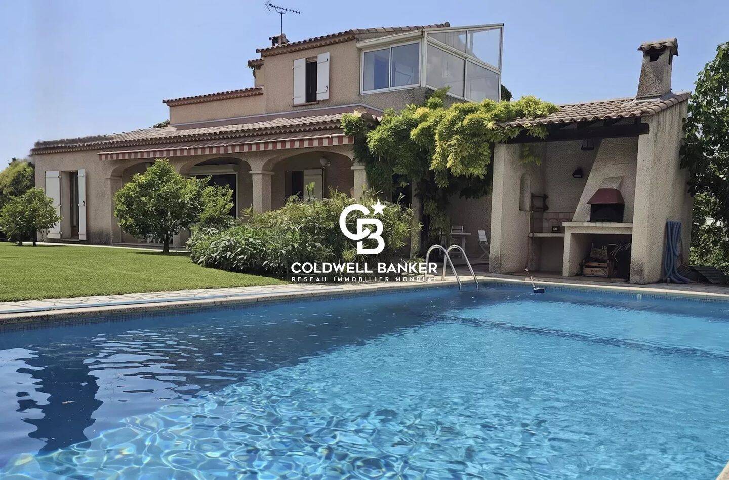Villa spacieuse avec grand jardin et piscine - Centre de Gémenos