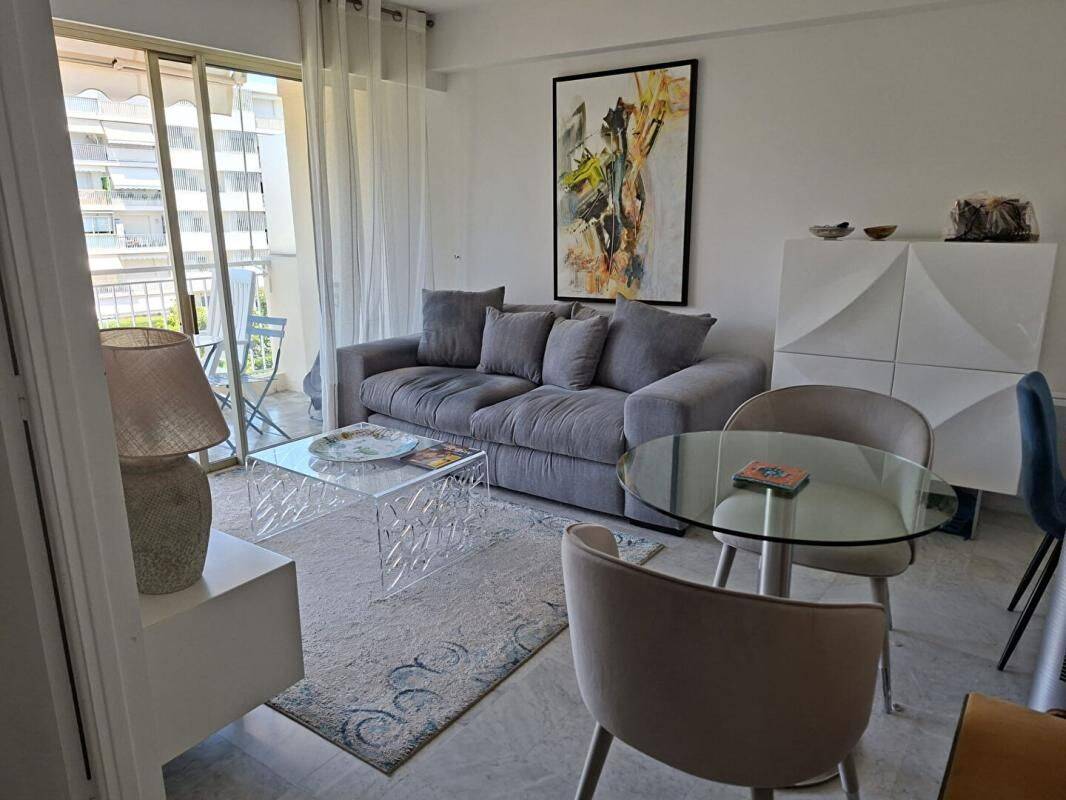 Appartement 2 pièces 37 m² · à Cannes · 36,8 m² · 1 250 €