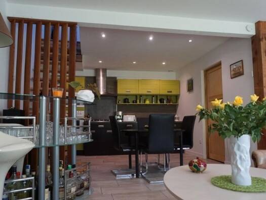 Maison à louer 840 € 3 pièces 2 chambres 70 m² Haux 33550