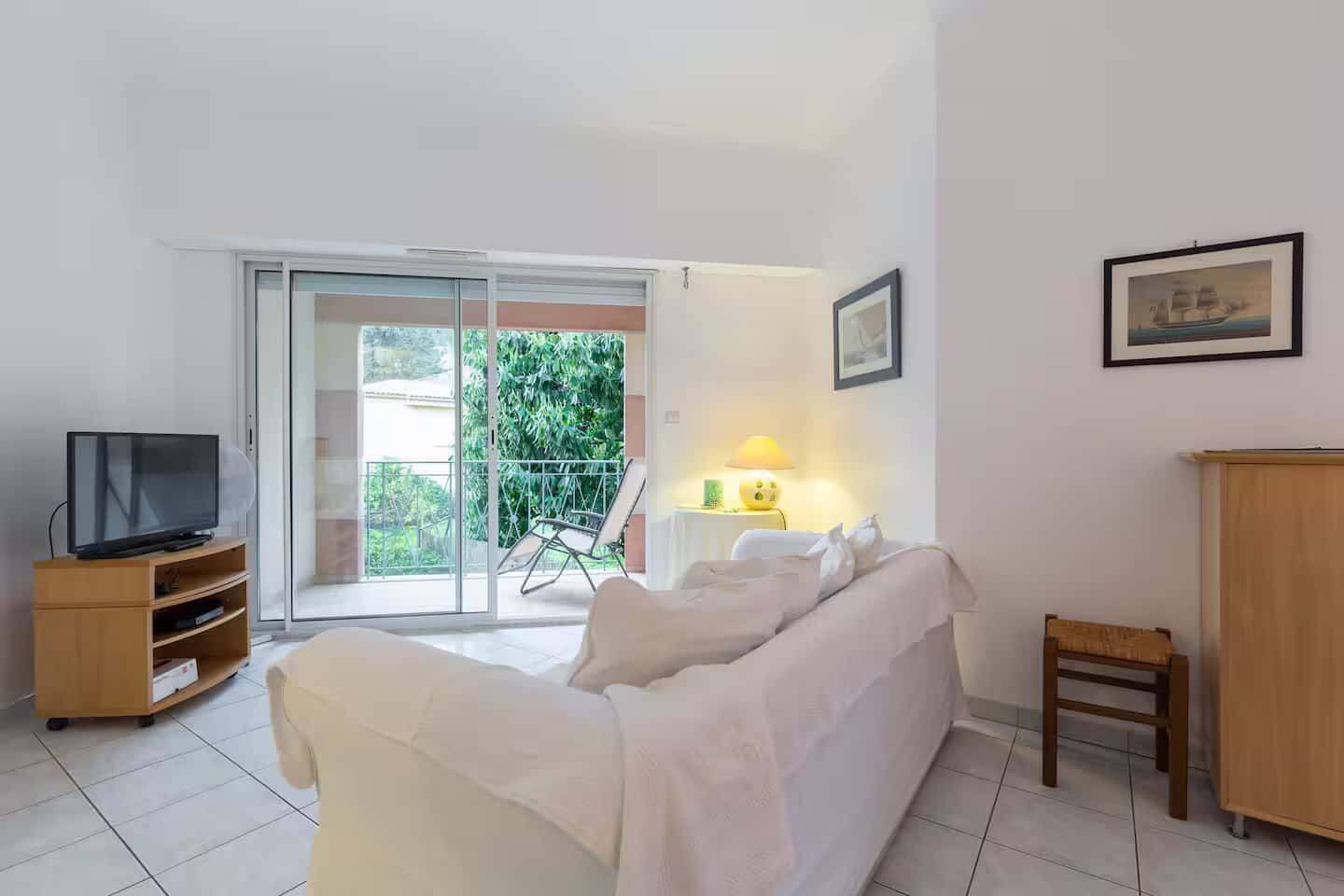 Appartement 3 pièces 50 m² · à Saint-Jean-Cap-Ferrat · 50 m² · 2 400 €/mois