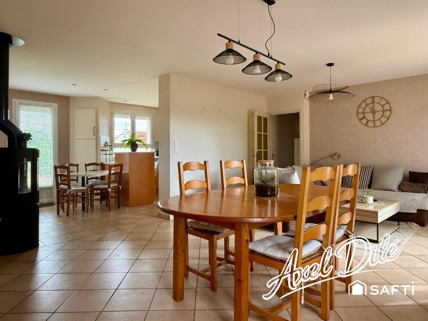 Maison 6 pièces 114 m² · à Chemillé-en-Anjou · 114 m² · 232 000 €