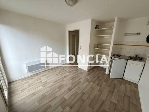 Appartement à louer 340 € 1 pièce 18,2 m² 1er étage Saint Sauveur Arras 62000