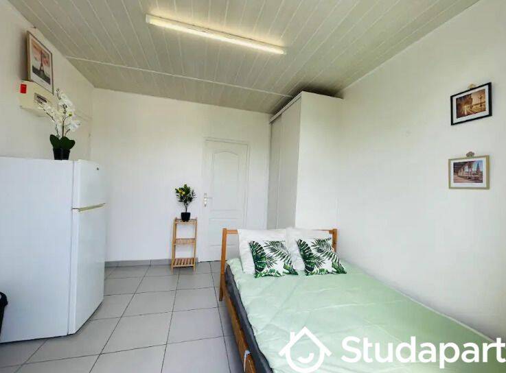 Appartement 1 pièce 18 m² · à Villejuif · 18 m² · 1 150 €/mois