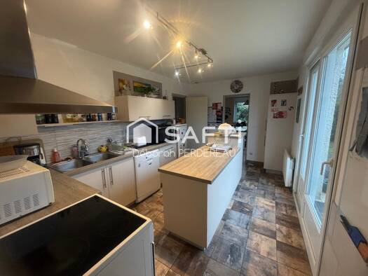 Maison à vendre 146 000 € 4 pièces 2 chambres 108 m² 1 660 m² de terrain Bagnoles de l'Orne Normandie 61140