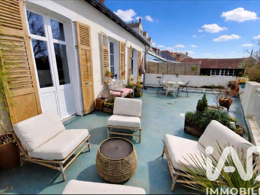 Maison de ville à vendre 345 000 € 8 pièces 6 chambres 190 m² 100 m² de terrain Cité Universitaire-Albert Thomas Limoges 87000