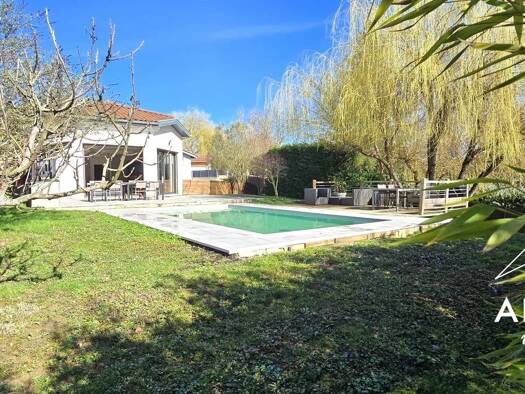Villa à vendre 498 000 € 6 pièces 4 chambres 187 m² 1 081 m² de terrain Priay 01160