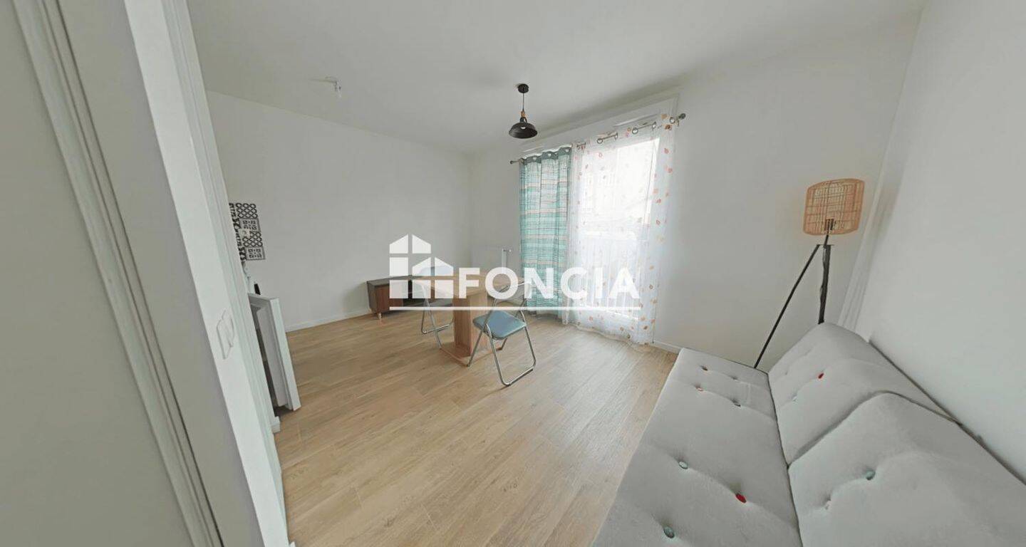 Appartement 1 pièce 26 m² · à Bobigny · 25,7 m² · 800 €
