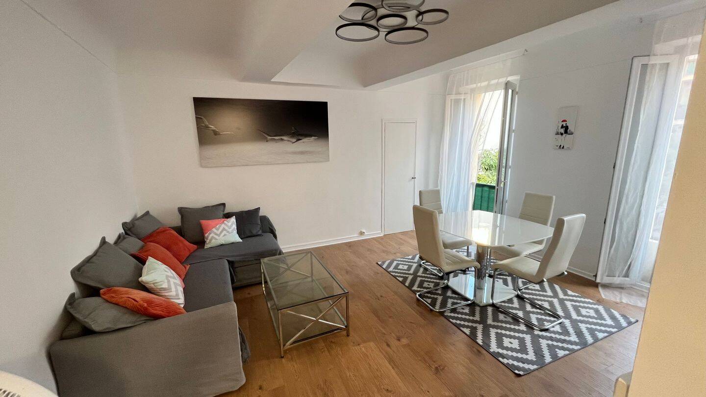Appartement 2 pièces 45 m² · à Hyères · 45 m² · 800 €/mois