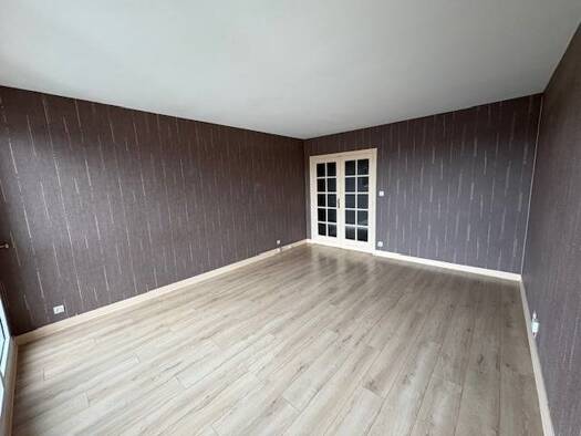 Appartement à vendre 109 900 € 2 pièces 1 chambre 53 m² 3ème étage Argenteuil 95100