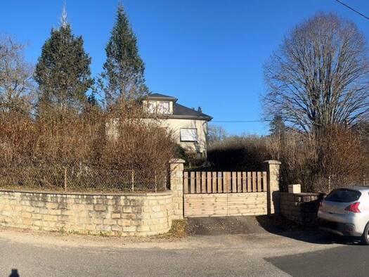 Maison à vendre 162 000 € 5 pièces 4 chambres 122 m² 3 122 m² de terrain Saint-Augustin 19390