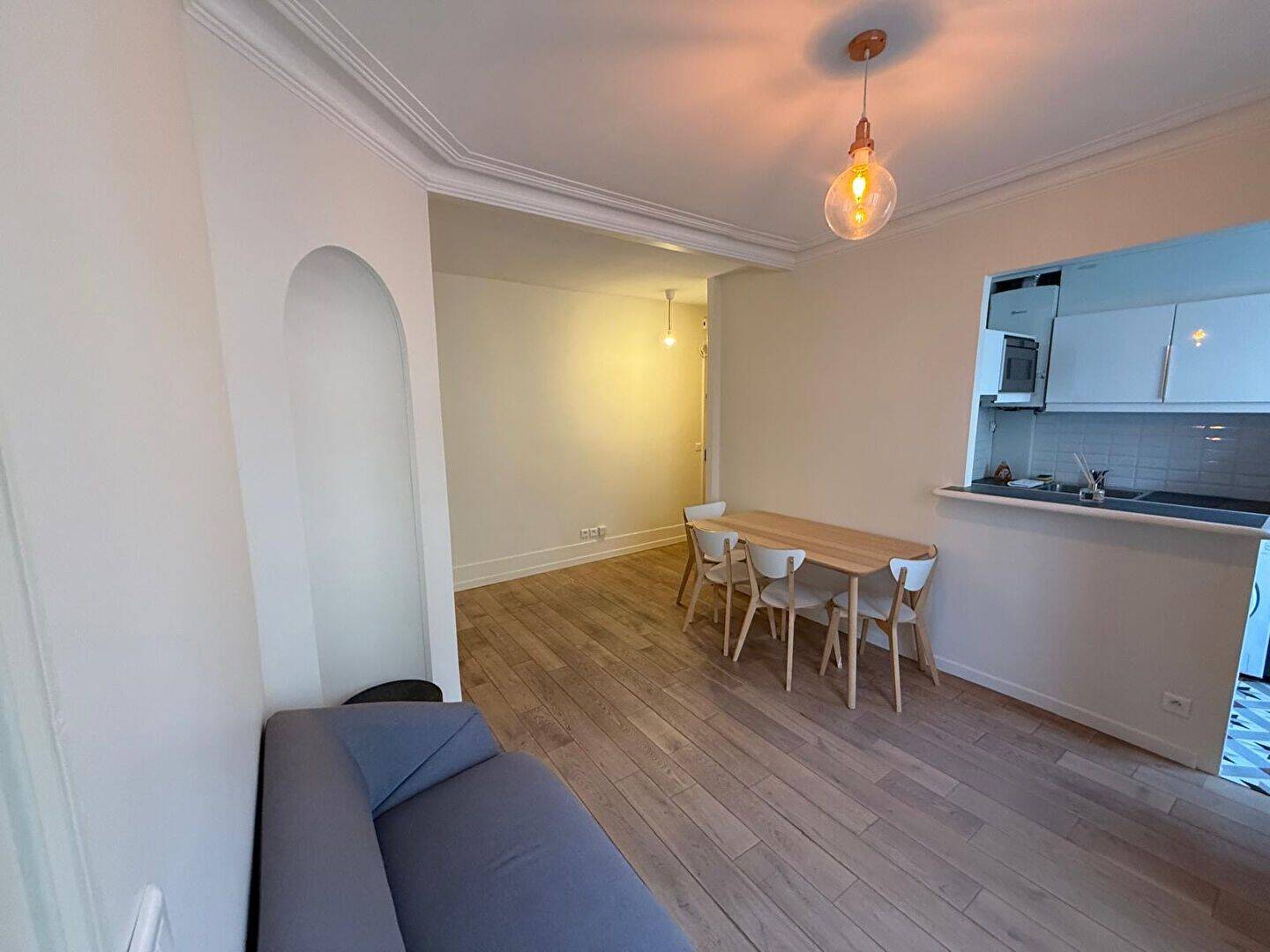 Appartement 2 pièces 40 m² · à Paris 10ème Arrondissement · 40,5 m² · 1 556 €/mois