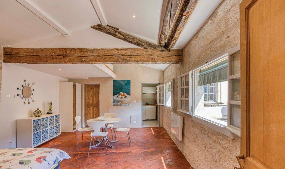 Appartement 1 pièce 38 m² · à Avignon · 38 m² · 700 €