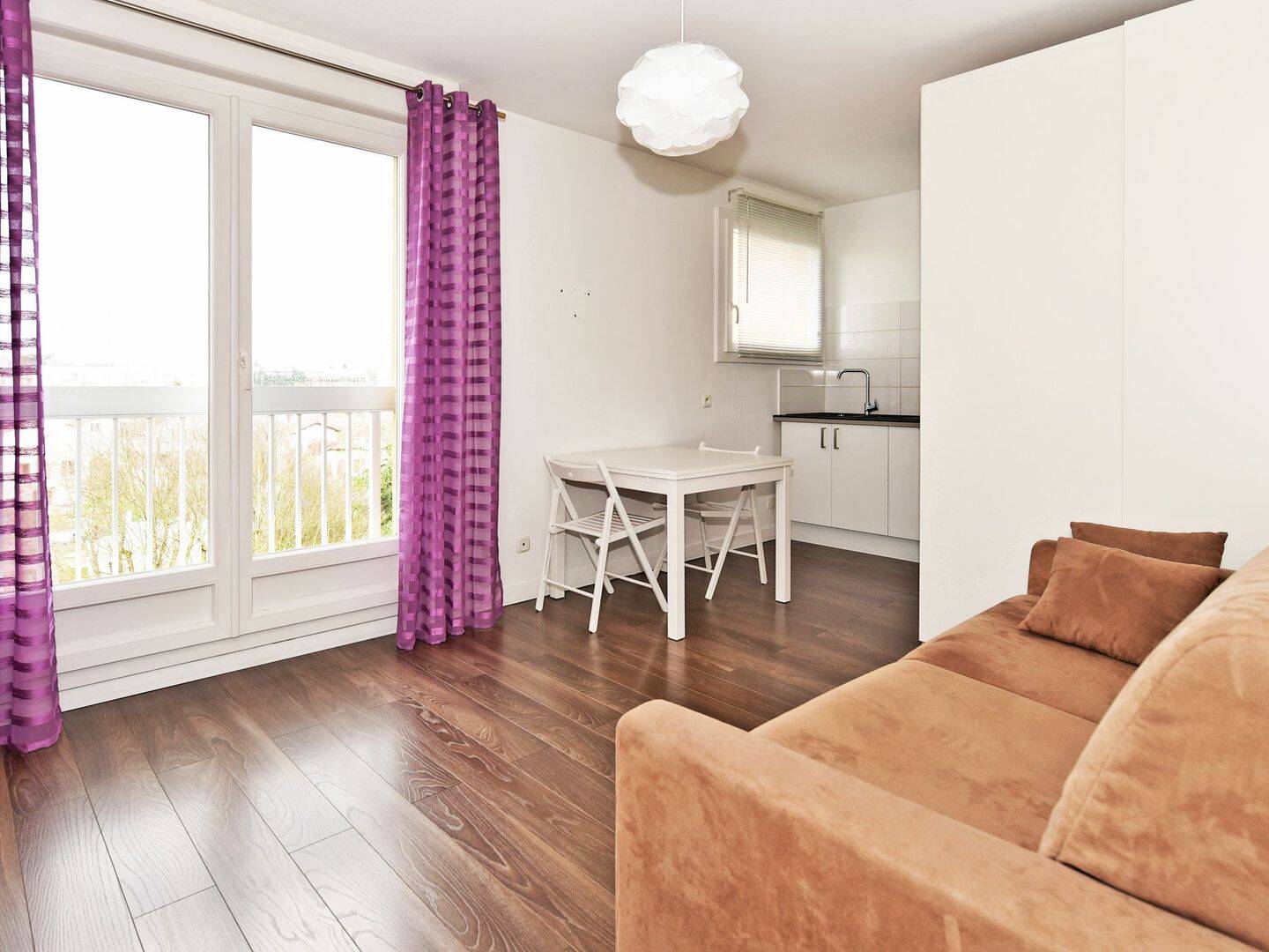 Appartement 1 pièce 25 m² · à Caluire-Et-Cuire · 25 m² · 725 €/mois