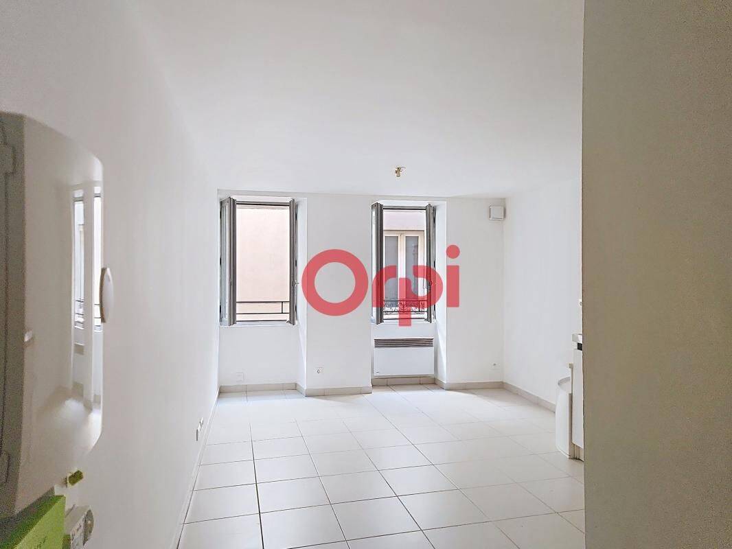 Appartement 1 pièce 33 m² · à Prades · 32,7 m² · 269 €/mois