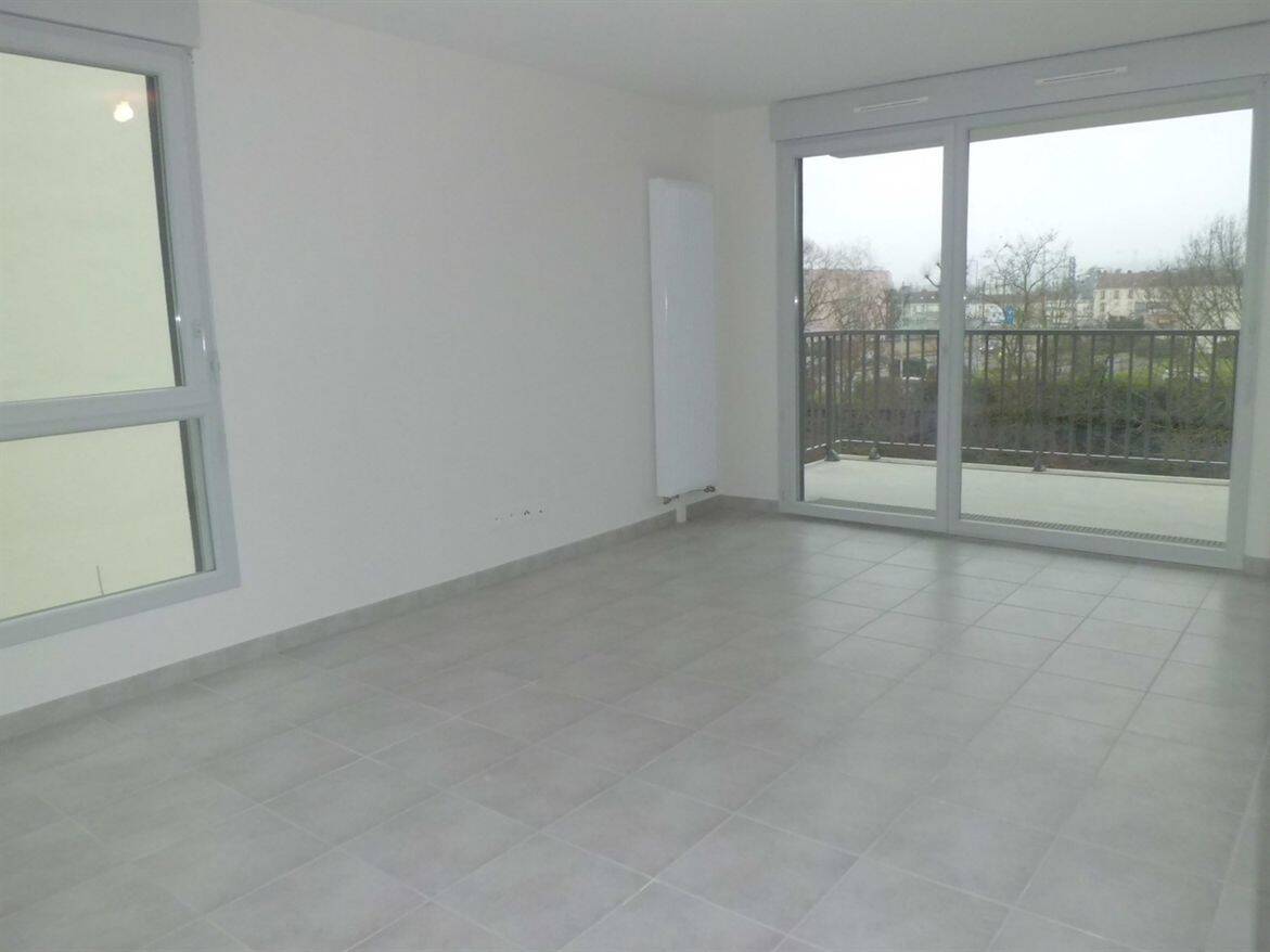 Appartement 3 pièces 65 m² · à Dijon · 64,8 m² · 775 €