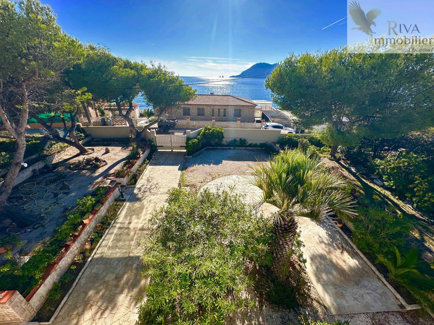 Maison 9 pièces 220 m² · à La Seyne-sur-Mer · 220 m² · 1 370 000 €