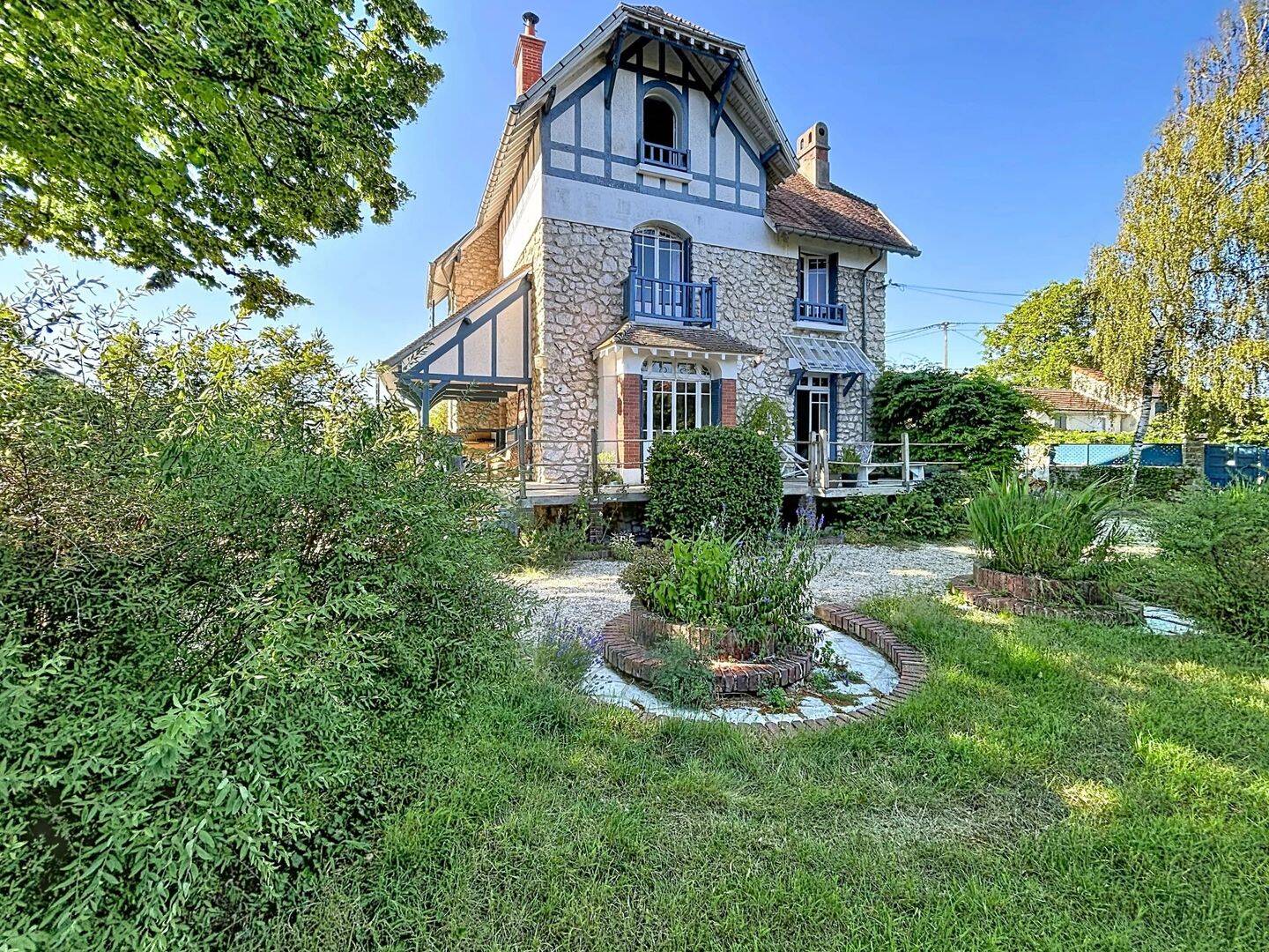 Maison 7 pièces 172 m² · à Samois-sur-Seine · 171,8 m² · 800 000 €