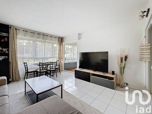 Appartement à vendre 165 000 € 3 pièces 2 chambres 63 m² RDC/2 Emeraude Longjumeau 91160