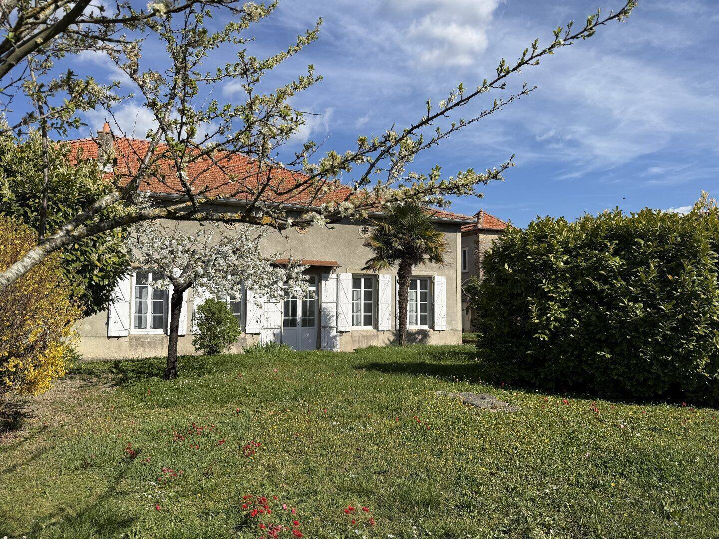 Maison 6 pièces 247 m² · à Belpech · 247 m² · 384 000 €