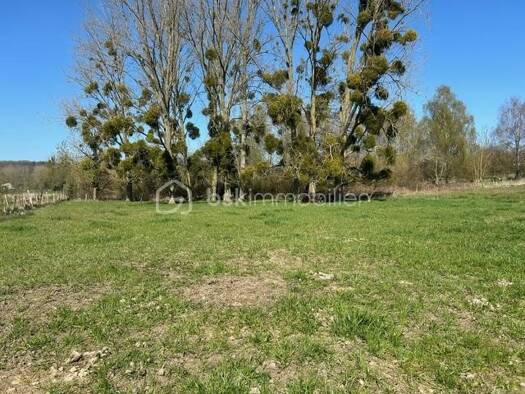 Terrain constructible à vendre 58 000 € 823 m² de terrain Forêt-Hippodrome-Parc Compiègne 60200