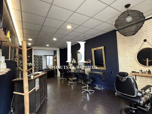 Immeuble à vendre 149 800 € 104 m² Croix 59170