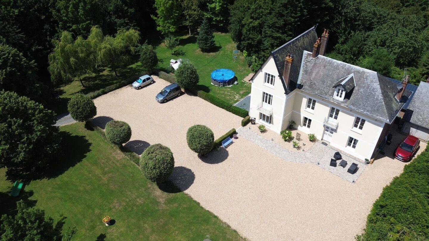 Maison 12 pièces 272 m² · à Beuvron-en-Auge · 271,7 m² · 784 000 €