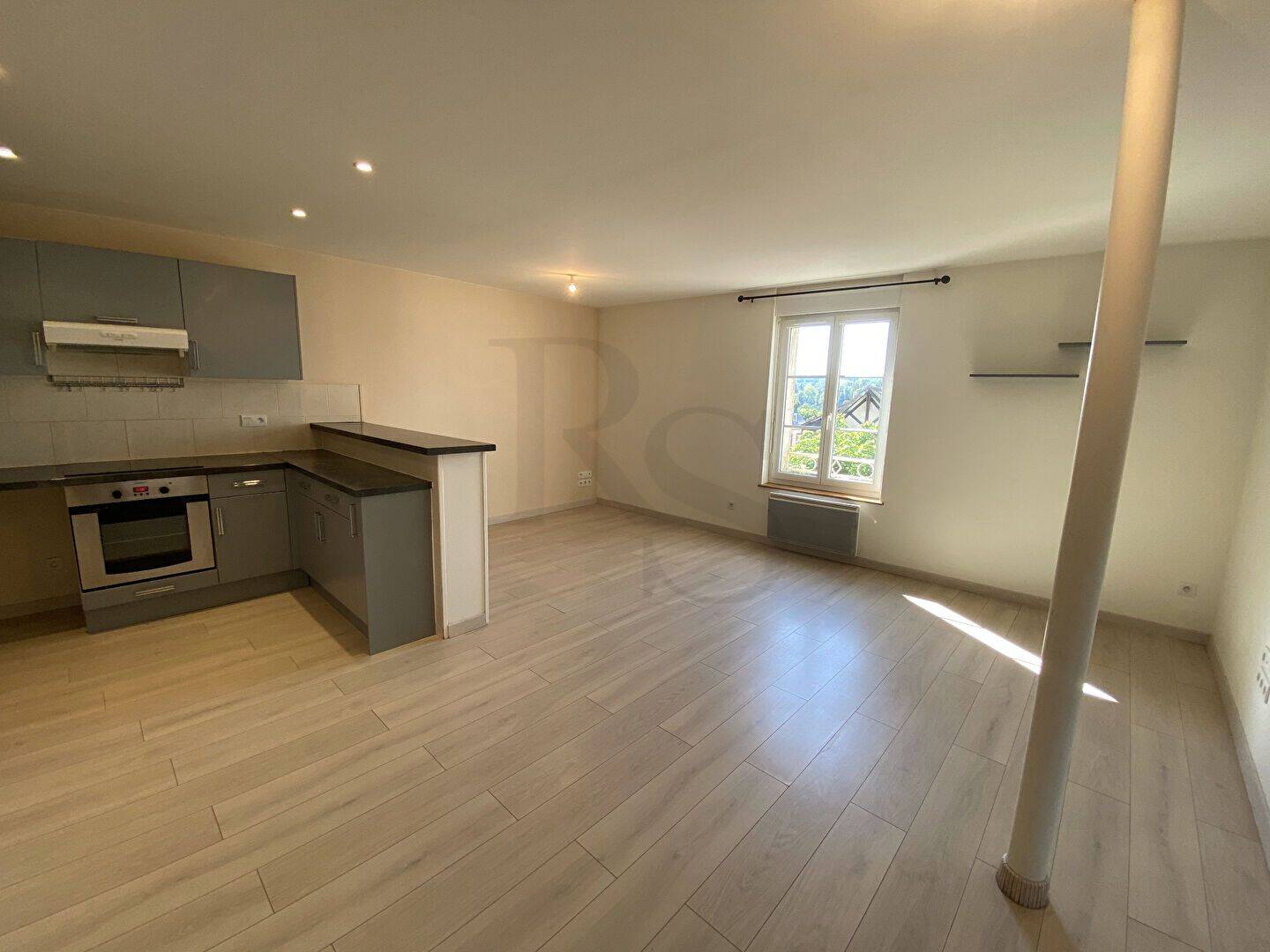 Appartement 2 pièces 45 m² · à Gacé · 45 m² · 450 €