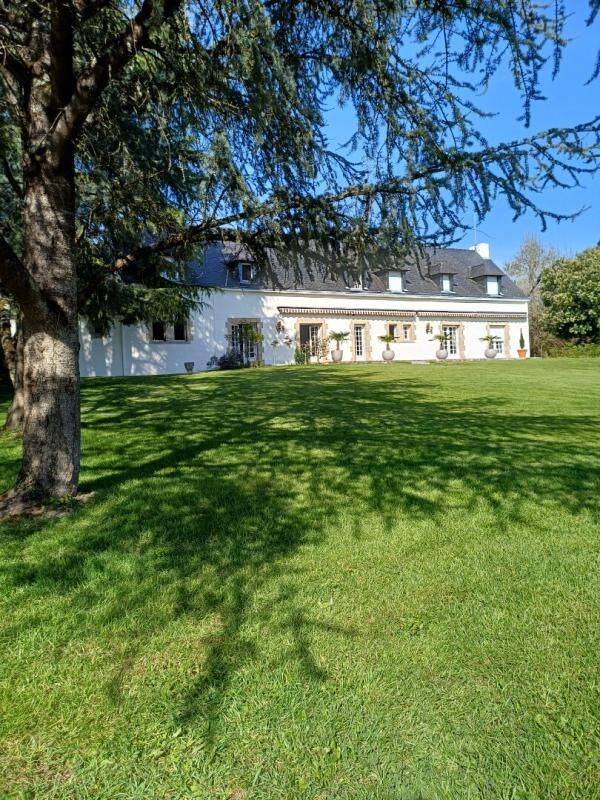 Maison 8 pièces 320 m² · à Pontchâteau · 320 m² · 847 000 €