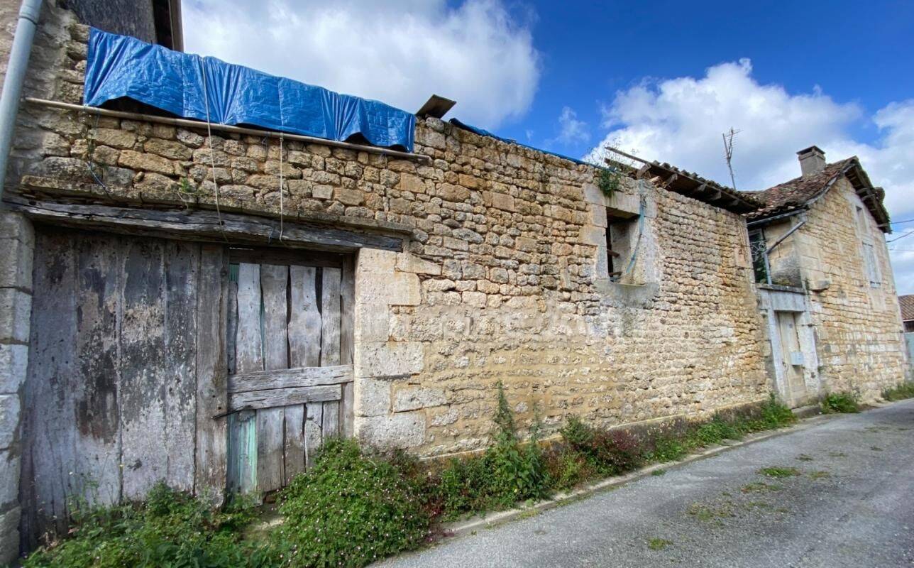 Maison 1 pièce 35 m² · à Magnac-sur-Touvre · 35 m² · 50 000 €