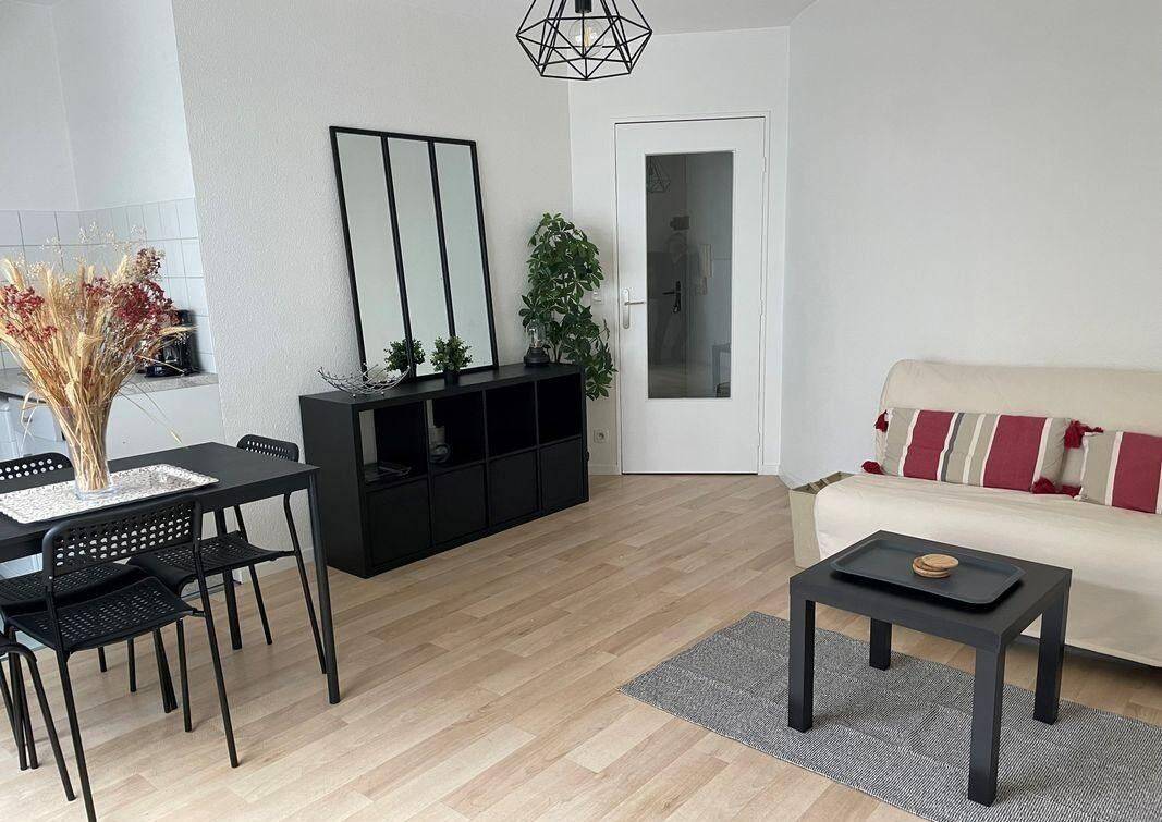 Appartement 1 pièce 26 m² · à Bordeaux · 26 m² · 770 €