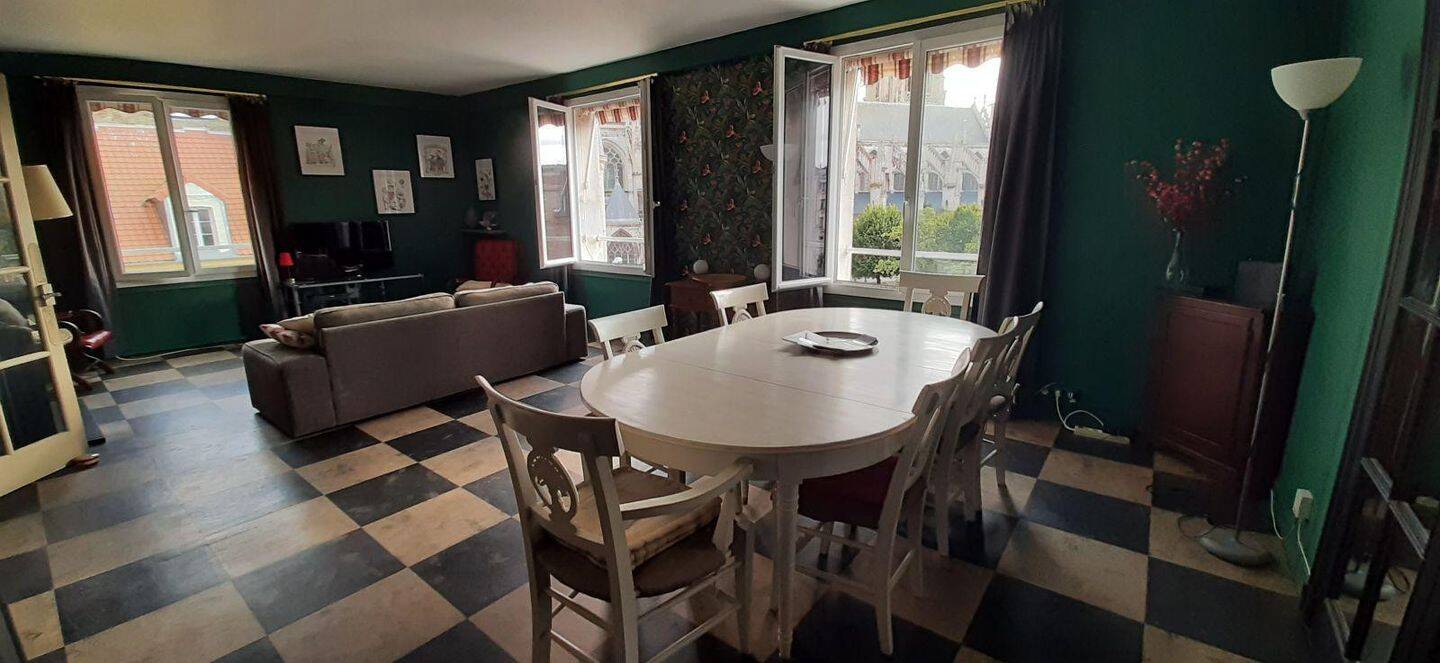 Appartement 4 pièces 85 m² · à Dieppe · 85 m² · 950 €