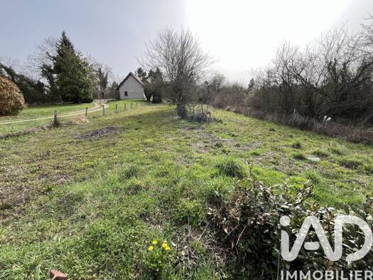 Terrain constructible à vendre 45 000 € 680 m² de terrain Le Vernet 03200