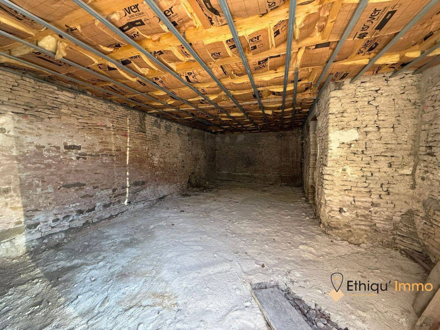 Maison 4 pièces 125 m² · à Arrentières · 125 m² · 45 000 €