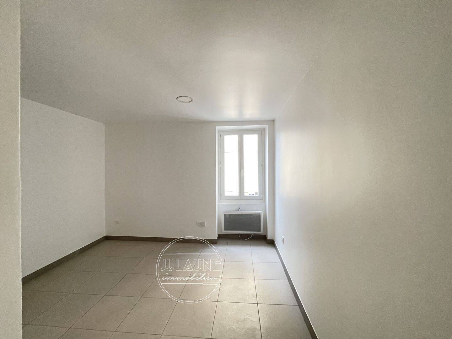 Appartement 1 pièce 15 m² · à Limoges · 14,5 m² · 290 €