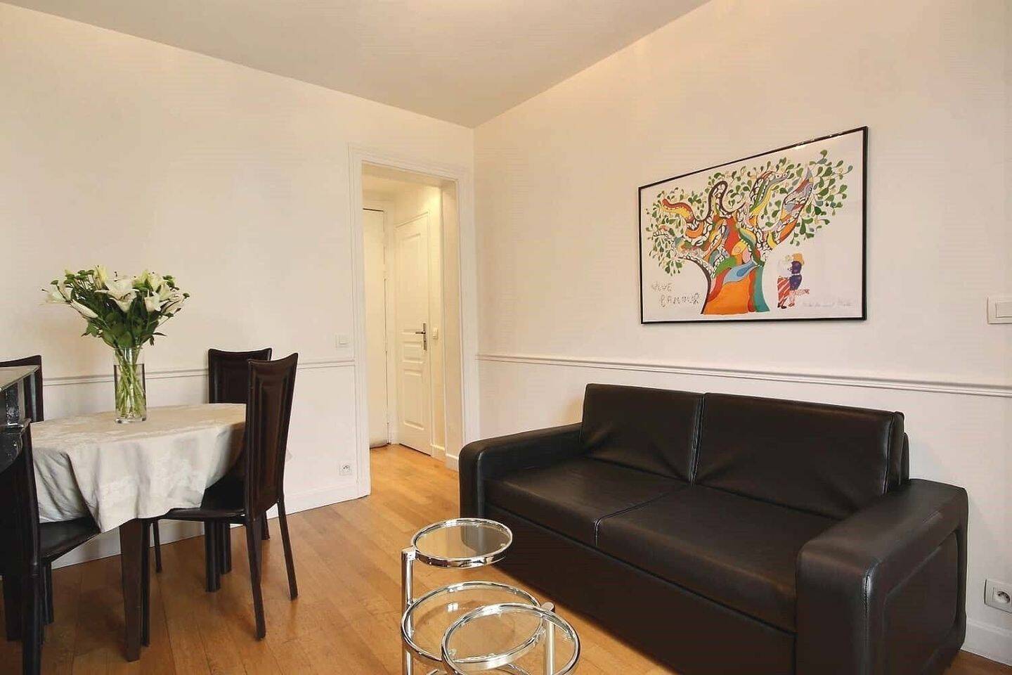 Appartement 1 pièce 32 m² · à Paris 16ème Arrondissement · 32 m² · 1 845 €