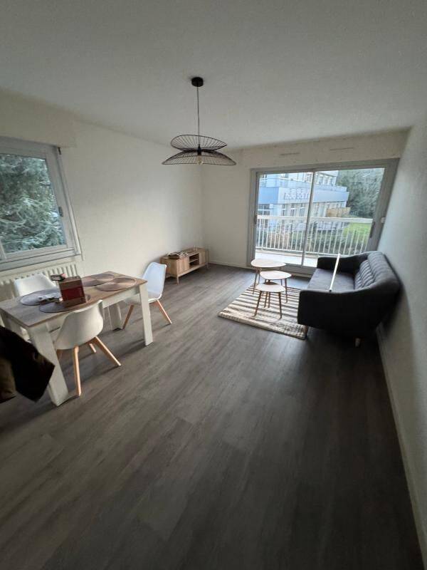 Appartement 1 pièce 55 m² · à Saint-Sébastien-sur-Loire · 55 m² · 775 €