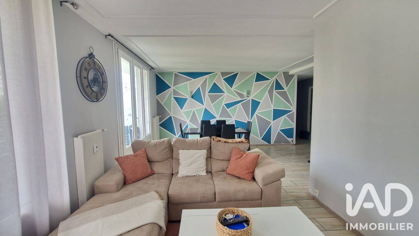 Appartement 3 pièces 65 m² · à Le Pont-de-Claix · 64,8 m² · 810 €
