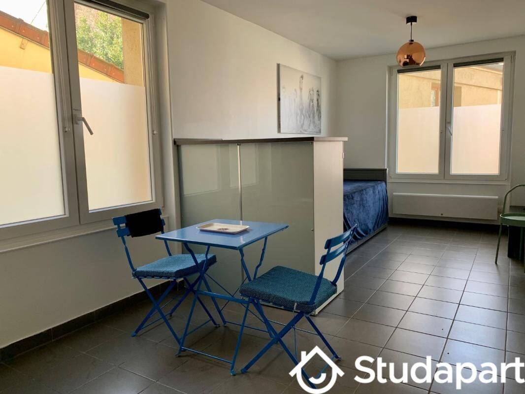 Appartement 1 pièce 23 m² · à Les Lilas · 23 m² · 900 €