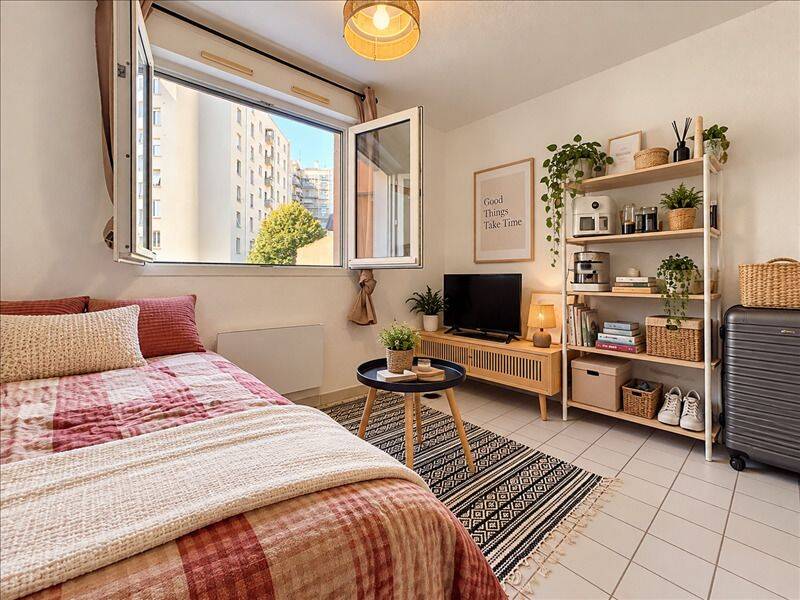 Appartement 1 pièce 18 m² · à Grenoble · 18 m² · 545 €/mois