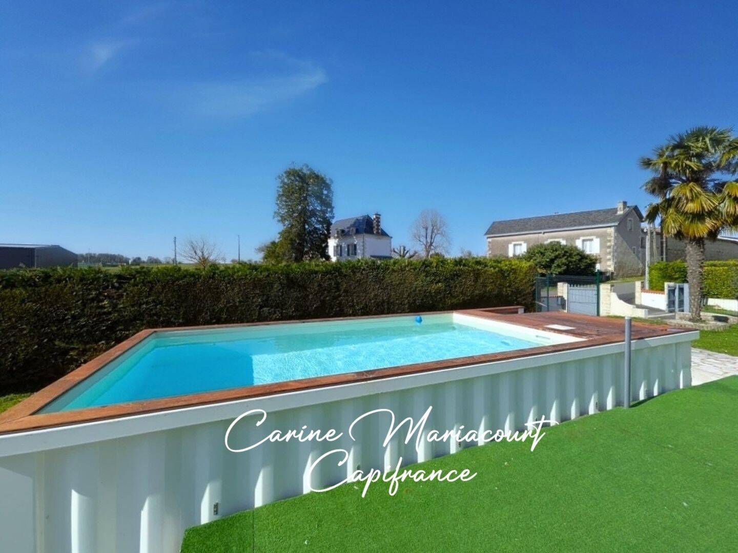 Maison 5 pièces 141 m² · à Exireuil · 141 m² · 207 000 €